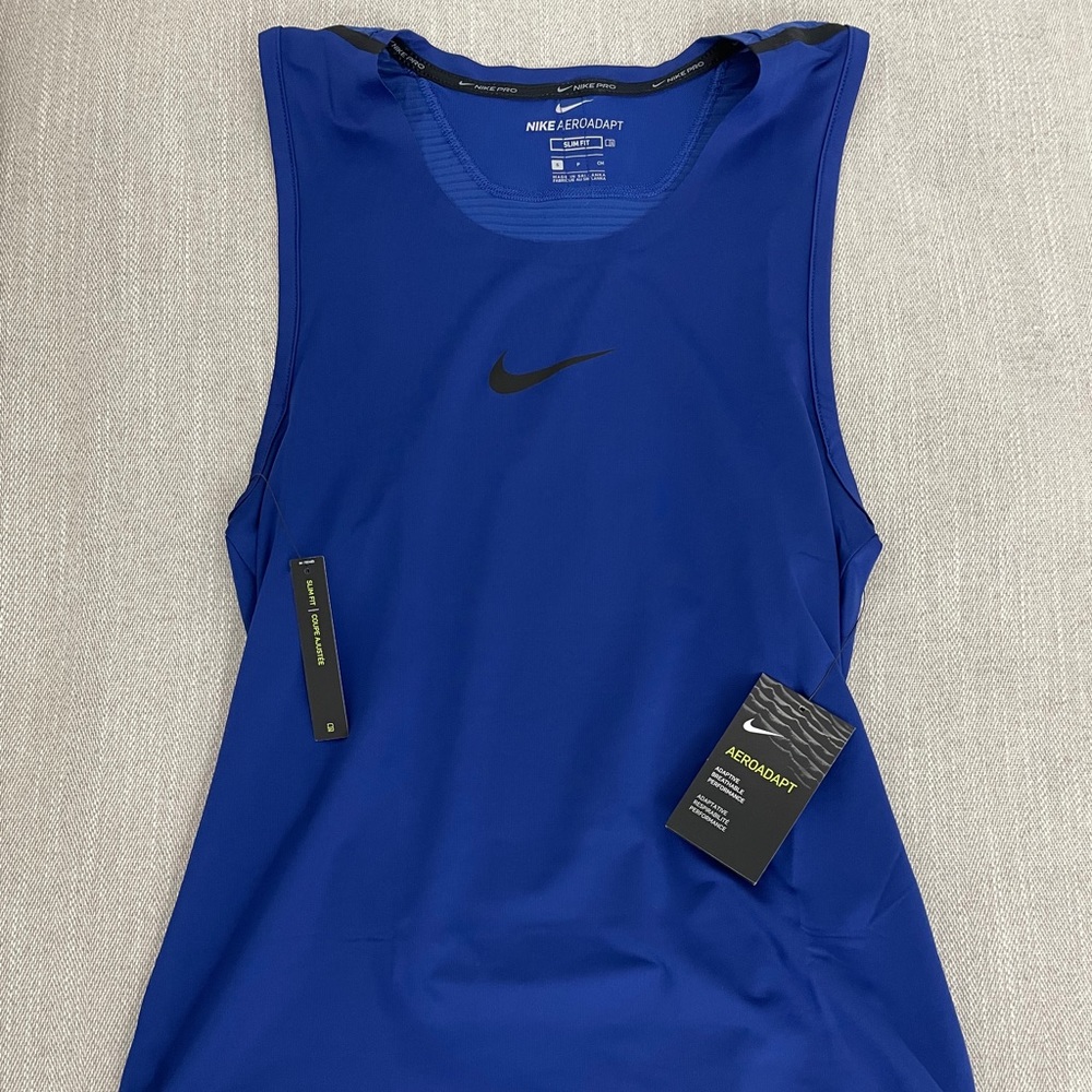 Nike Areoadapt Men’s Tank